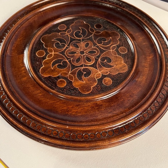 Vintage Brass Inlaid and carved wooden Polish Plate Charger. - Picture 2 of 6